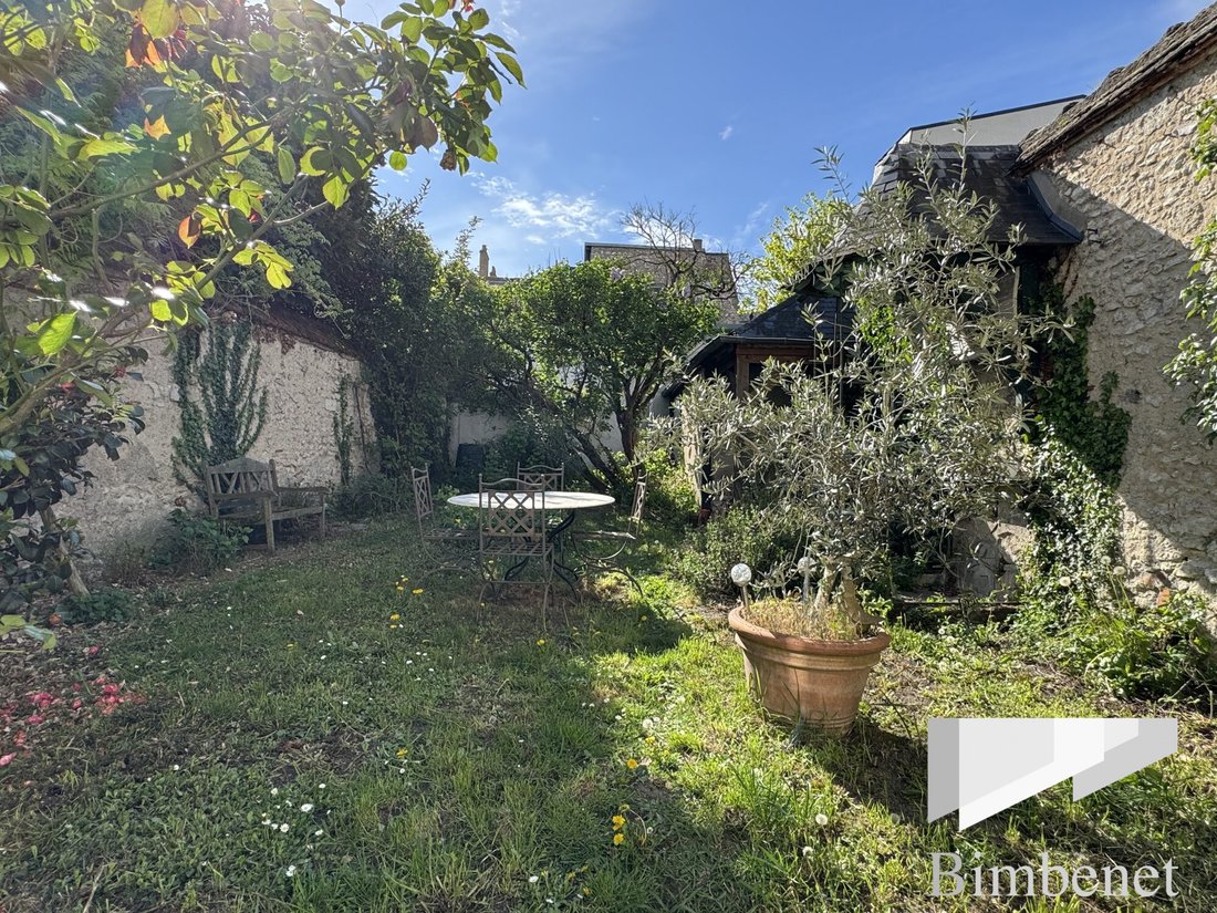 House in Bourgogne-Pasteur, Orleans, France 2 - 15881034