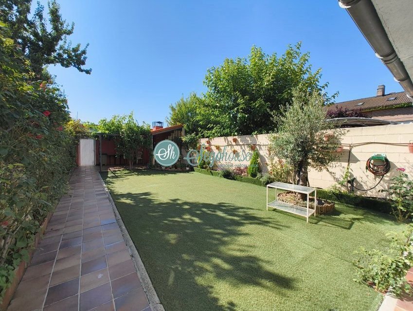 Chalet in Segovia, Castile and Leon, Spain 1 - 15881318