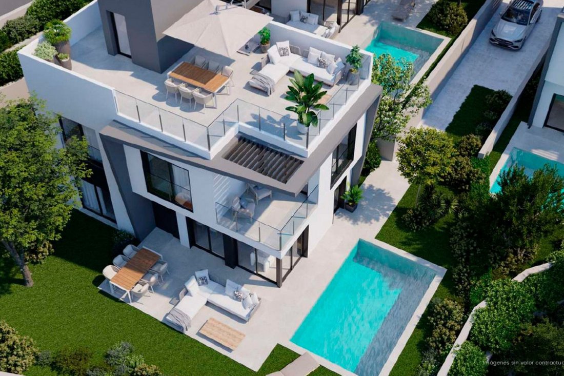 Villa in la Vila Joiosa / Villajoyosa, Valencian Community, Spain 1 - 15881330