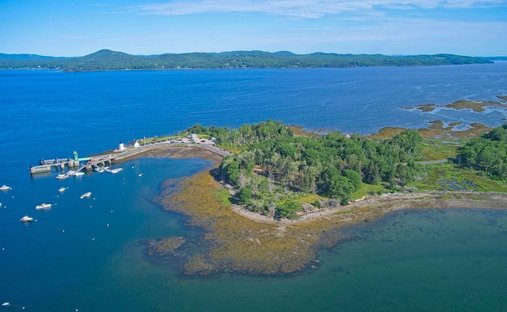 Land in Islesboro, Maine, United States 1
