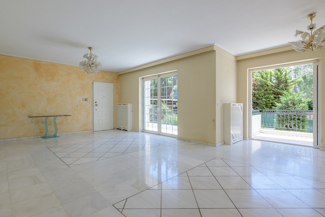 Apartment in Vouliagmeni, Attica, Greece 2 - 15881510