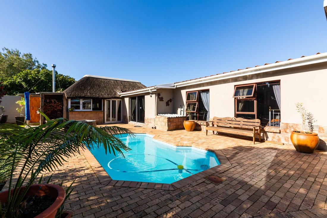 Farm Ranch in George, Western Cape, South Africa 1 - 15881711