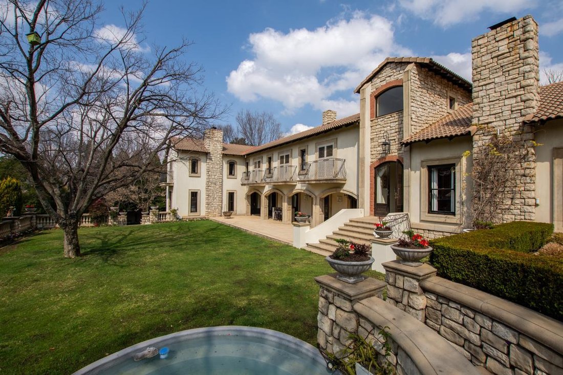 House in Bryanston, Gauteng, South Africa 3 - 15881669