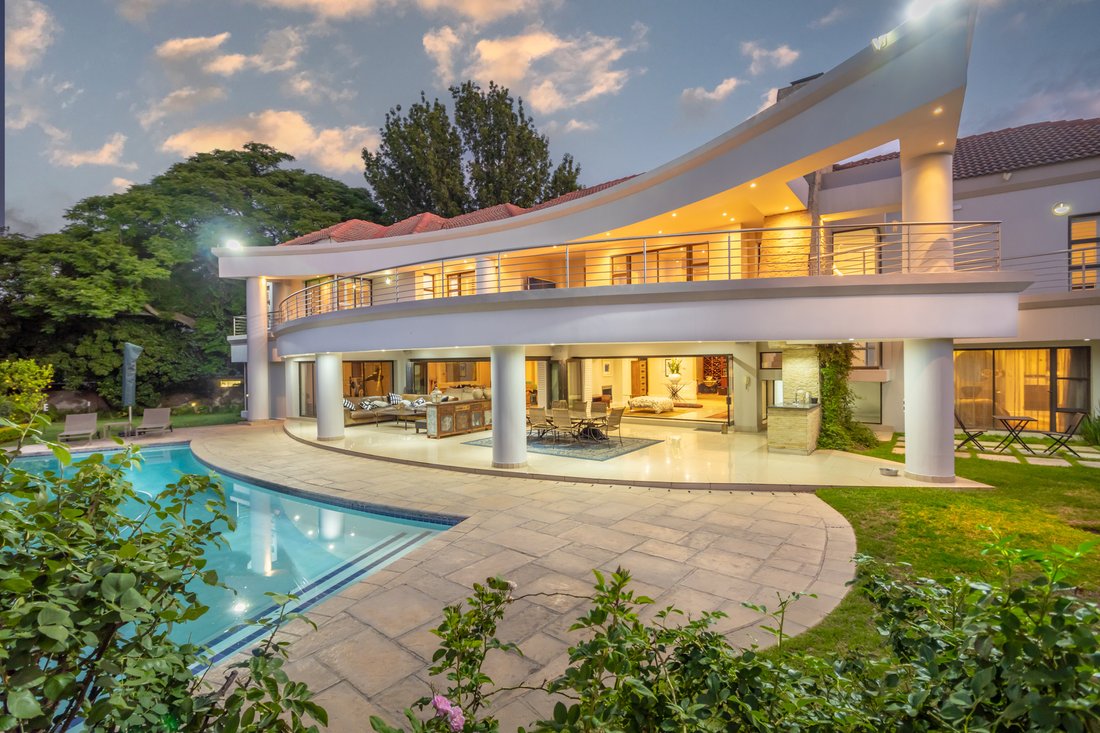 House in Benmore Gardens, Gauteng, South Africa 3 - 15881788