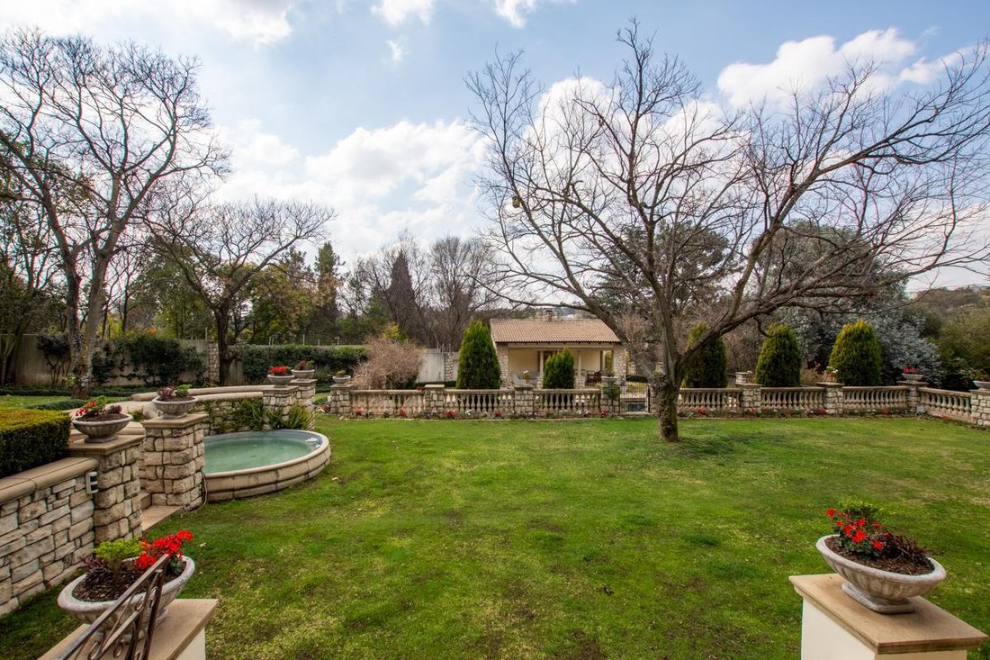 House in Bryanston, Gauteng, South Africa 4 - 15881669