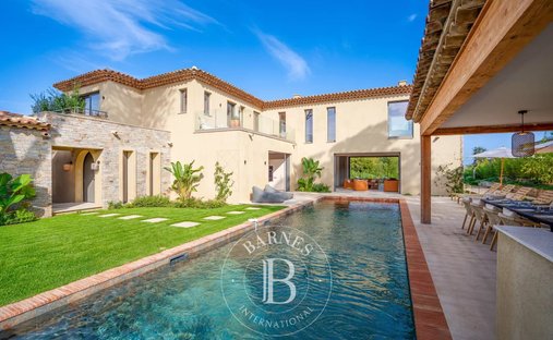 House in Zone Ouest Urbaine, Saint-Tropez, France 1