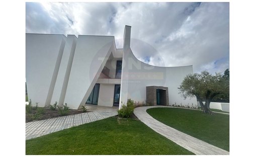 House in Oeiras e Sao Juliao da Barra, Paco de Arcos e Caxias, Portugal 1
