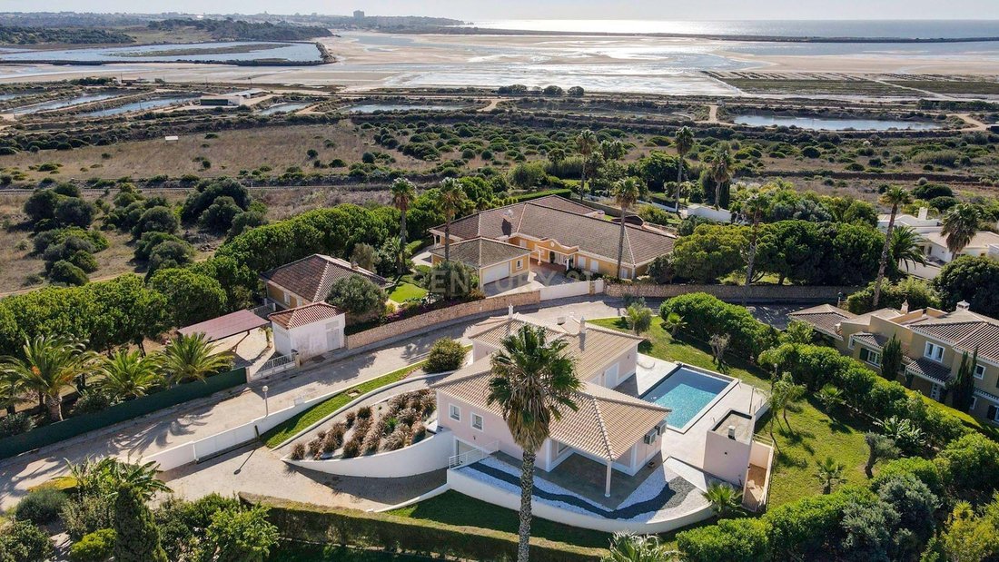 Villa in Odiaxere, Algarve, Portugal 1 - 15882777