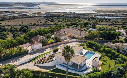 Villa in Odiáxere, Algarve, Portugal 1
