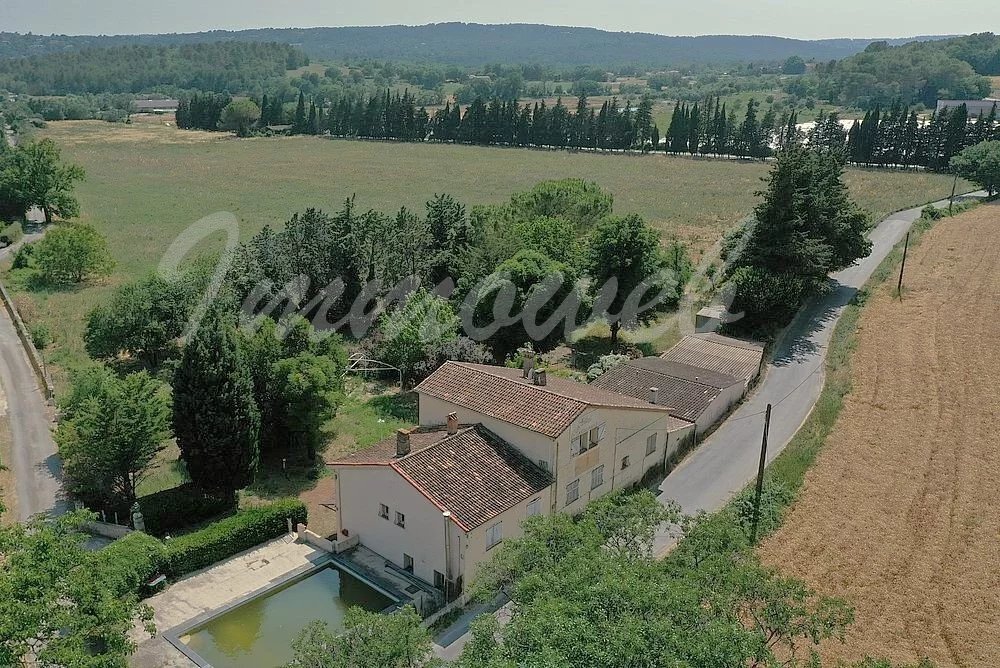 Villa in Callian, Provence-Alpes-Côte d'Azur, France 1 - 15882118