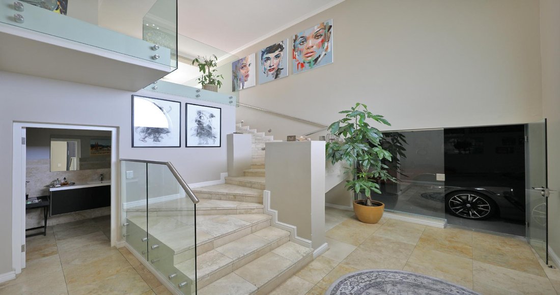 House in Glenlily, Cape Town, South Africa 4 - 15882055