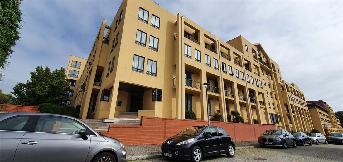 Apartment in Paranhos, Porto District, Portugal 3 - 15882582