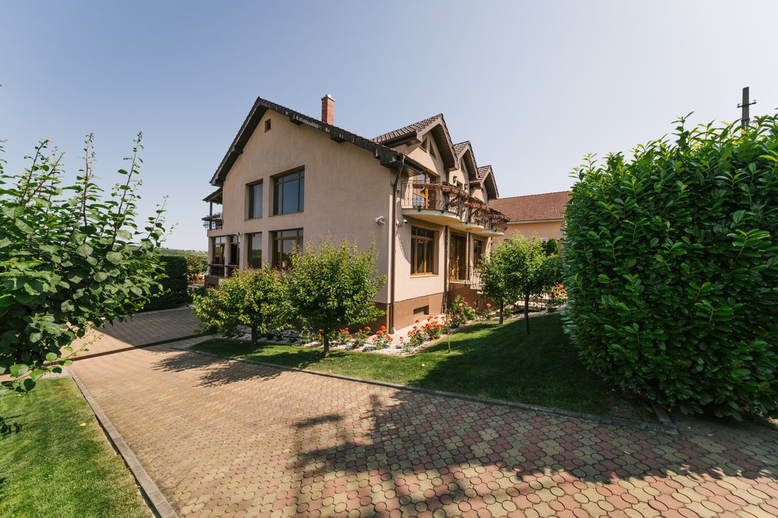 House in Oradea, Bihor County, Romania 4 - 15883669