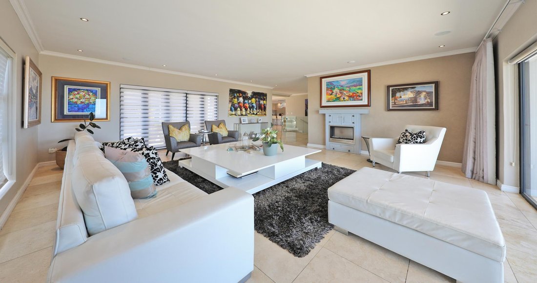 House in Glenlily, Cape Town, South Africa 2 - 15882055