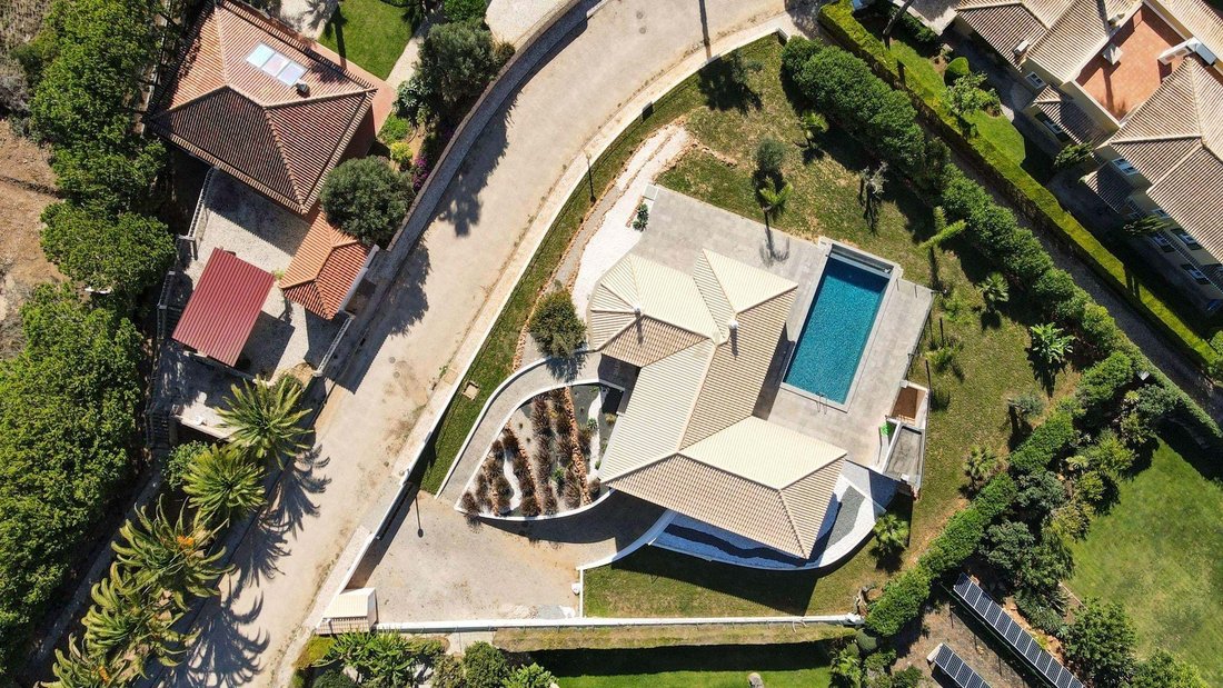 Villa in Odiaxere, Algarve, Portugal 2 - 15882777