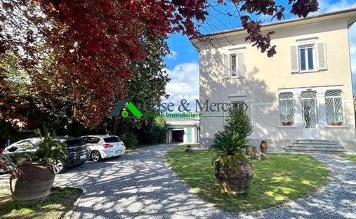 Villa in San Marco, Lucca, Italy 1