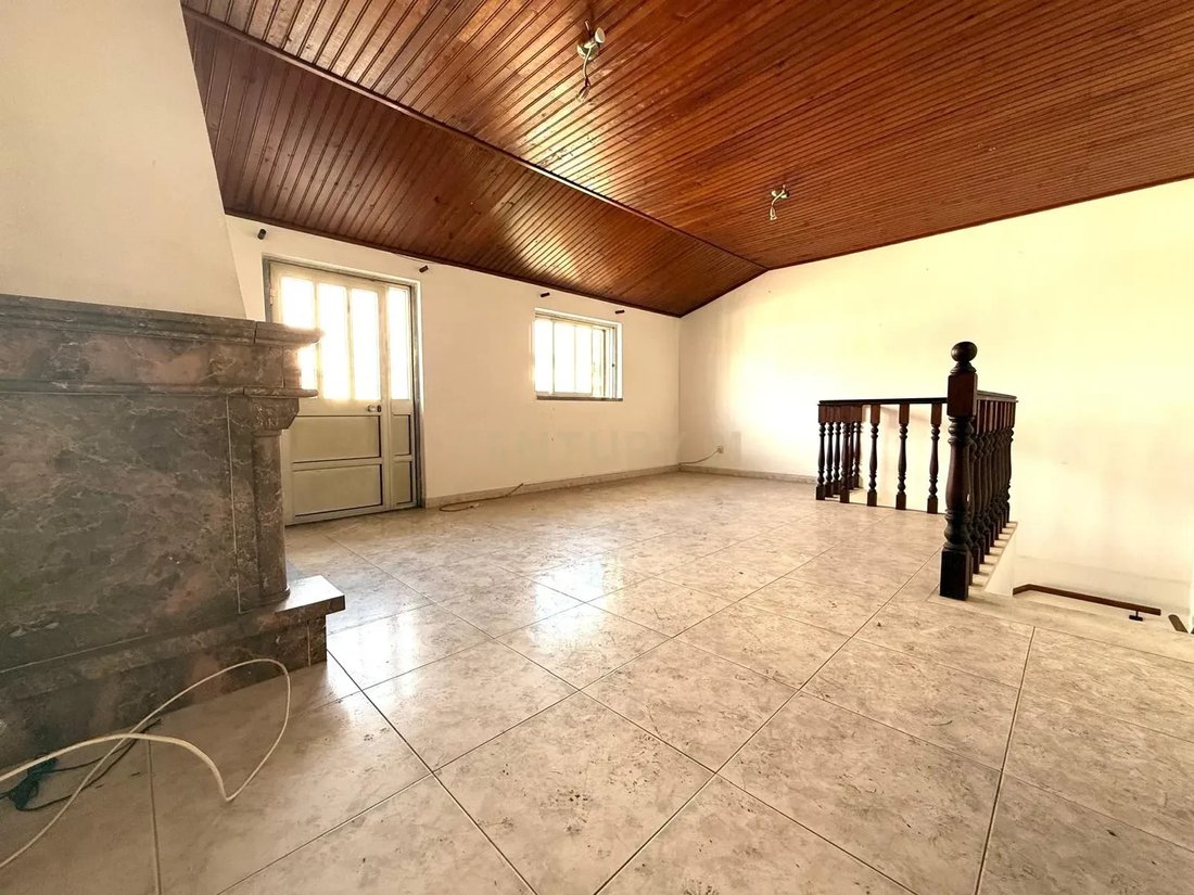 Villa in Aroeira, Charneca de Caparica e Sobreda, Portugal 2 - 15740039