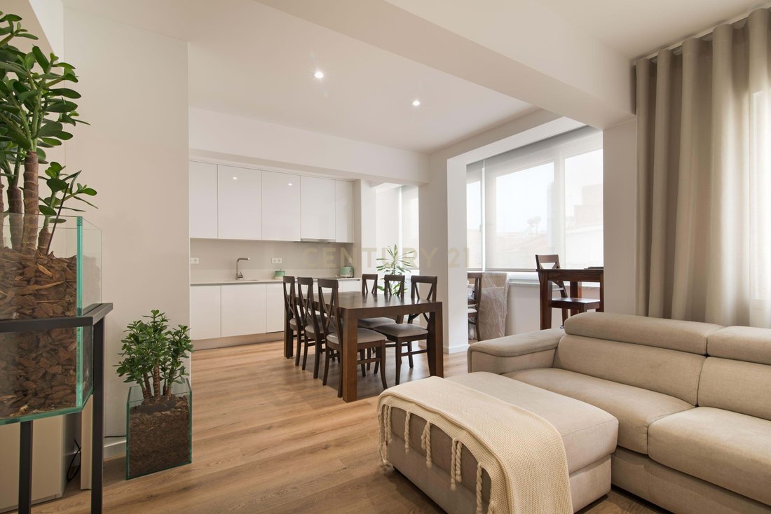 Apartment in Avenidas Novas, Lisbon, Portugal 3 - 14795613