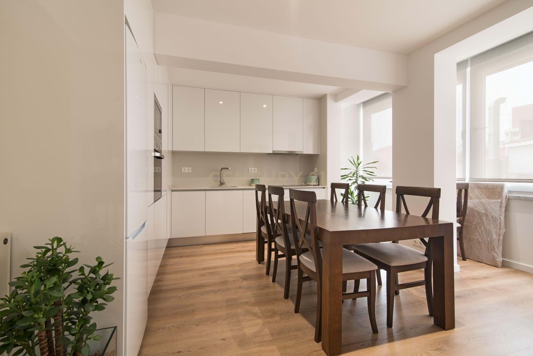 Apartment in Avenidas Novas, Lisbon, Portugal 5 - 14795613