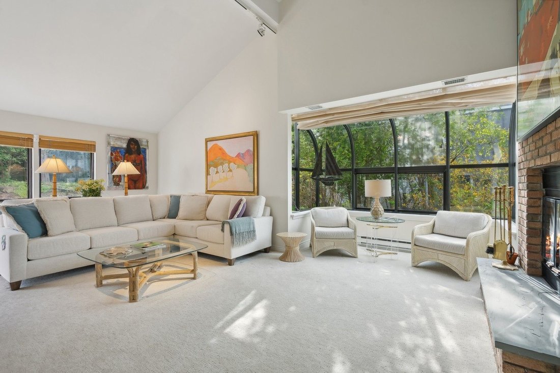 Southampton, New York, United States 5 - 15884678