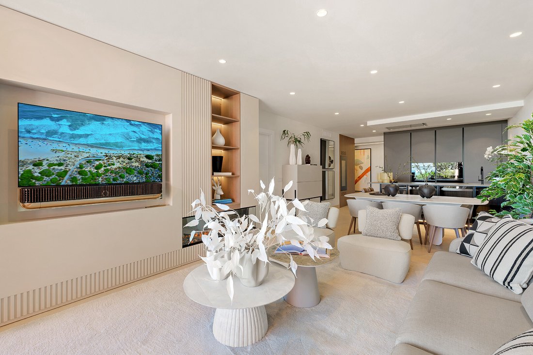Apartment in Gualdalmansa, Estepona, Andalusia 4 - 15884174