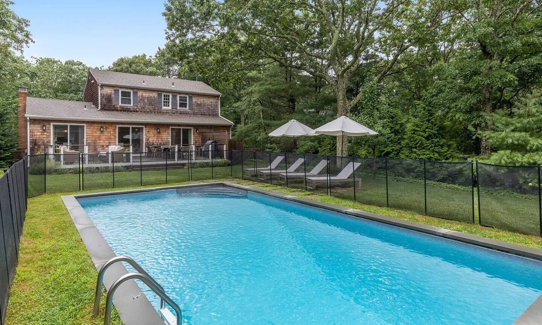 East Hampton, New York, United States 3 - 15884723