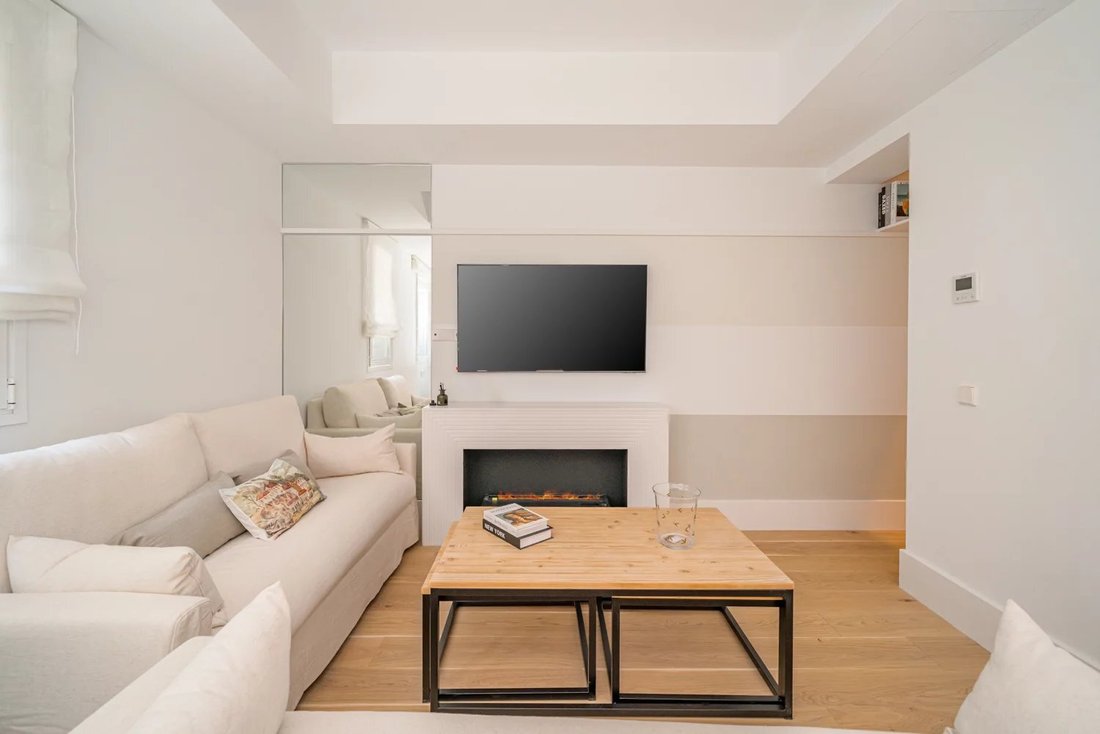 Apartment in Chamberi, Madrid, Spain 3 - 15882030