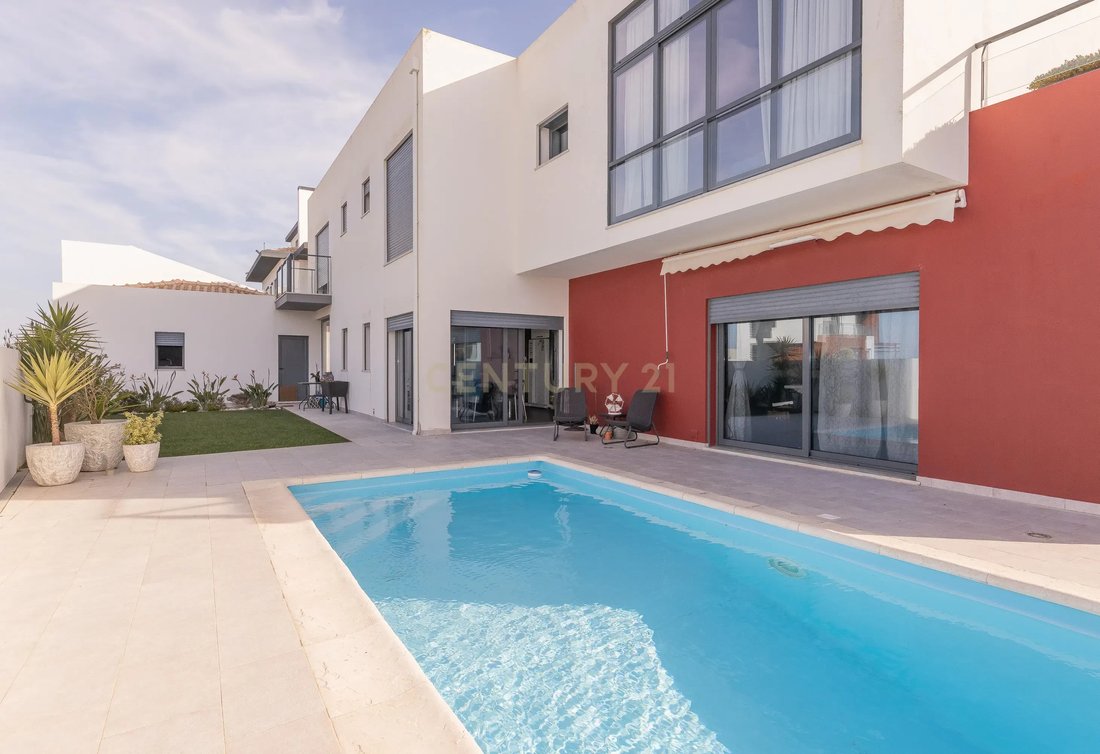 Villa in Ericeira, Lisbon, Portugal 1 - 12496578