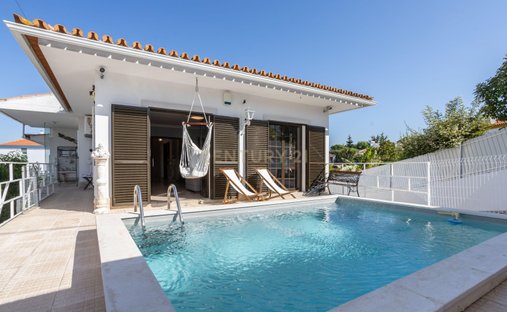 Villa in Sesimbra (Castelo), Setubal, Portugal 1
