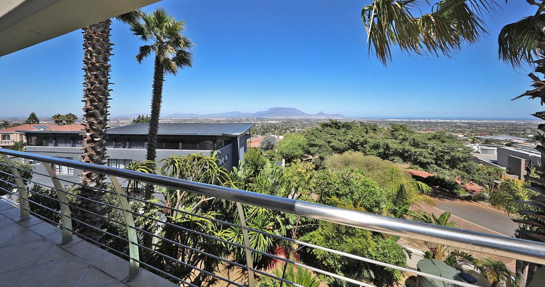 House in Glenlily, Cape Town, South Africa 2 - 15882103