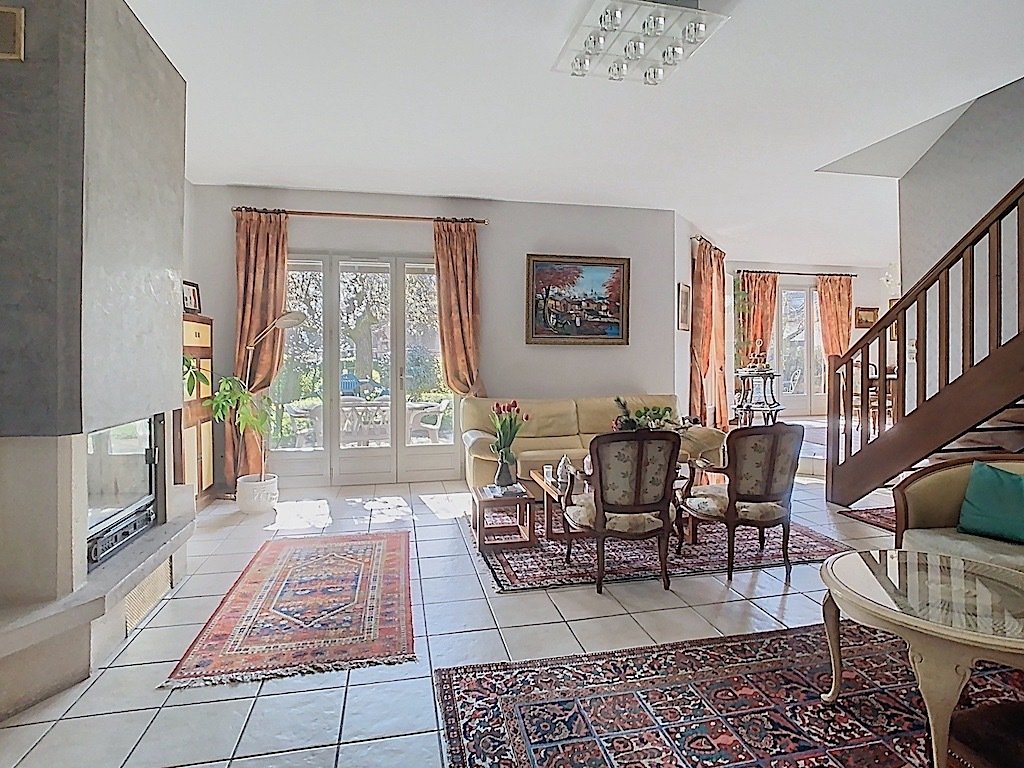 House in Écully, Auvergne-Rhône-Alpes, France 2 - 15884236