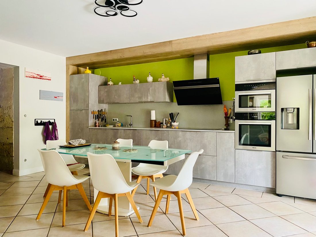 Villa in Saint-Émilion, Nouvelle-Aquitaine, France 5 - 15883955
