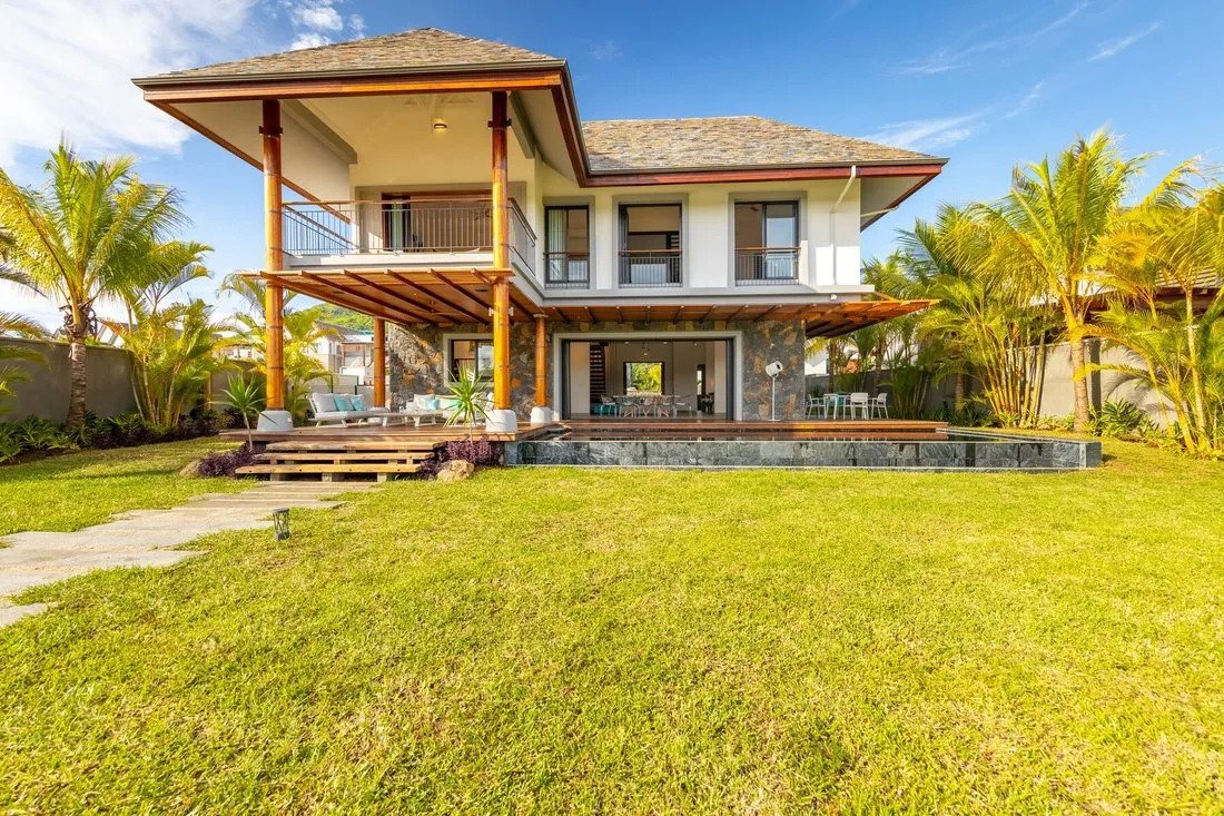 Villa in Black River, Rivière Noire District, Mauritius 4 - 15881728