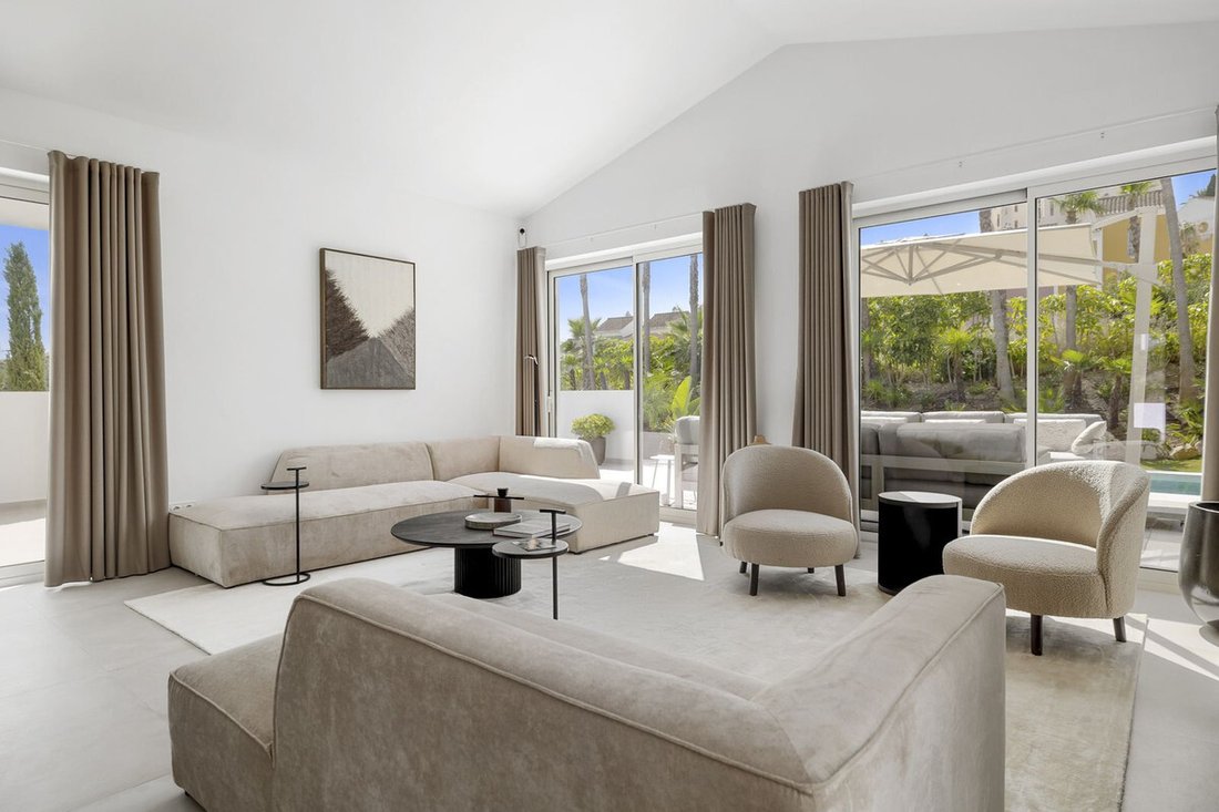 Villa in Casares, Andalusia, Spain 3 - 15882488