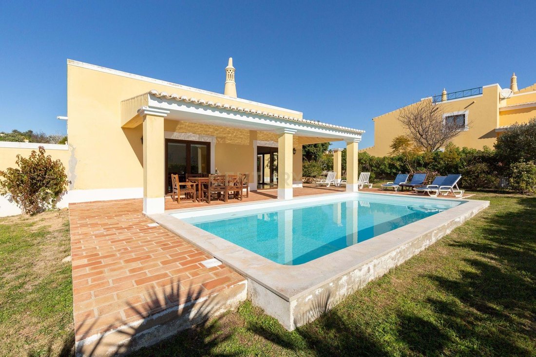 Villa in Praia da Luz, Algarve, Portugal 1 - 12255987
