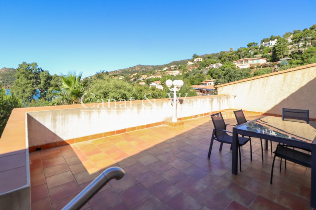 Villa in Rayol-Canadel-sur-Mer, Provence-Alpes-Côte d'Azur, France 2 - 14485478