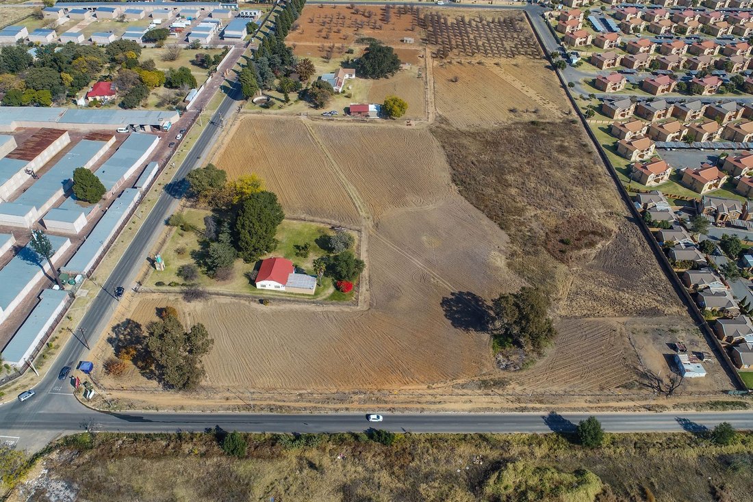 Land in Honeydew, Gauteng, South Africa 2 - 15882537
