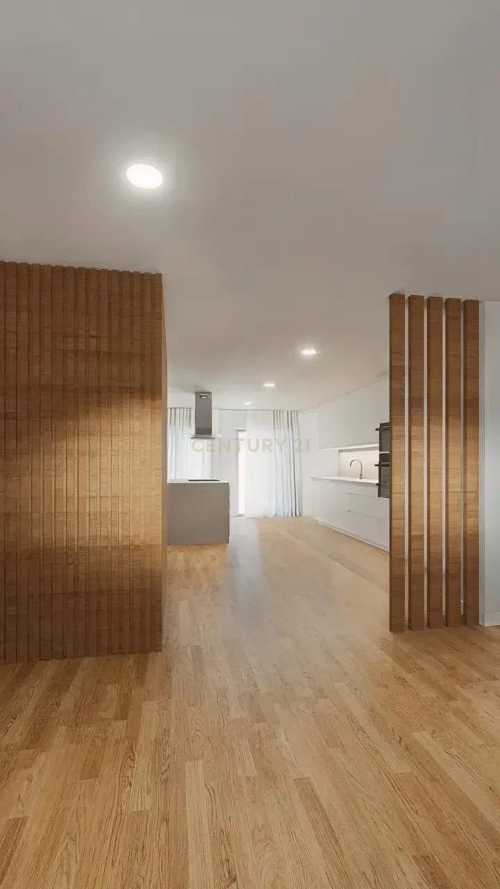 Apartment in Moscavide e Portela, Lisbon, Portugal 2 - 15882736