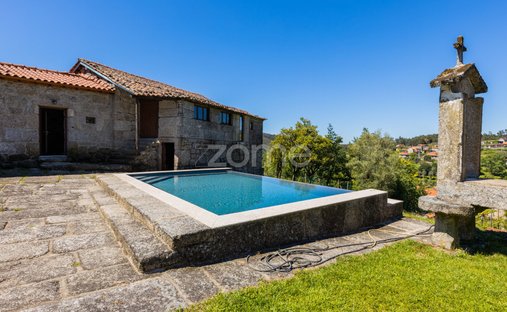 House in Anisso e Soutelo, Braga, Portugal 1