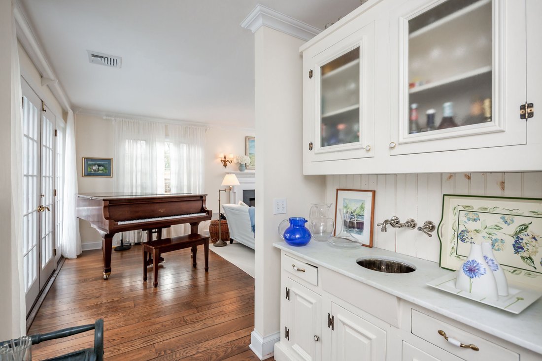 Southampton, New York, United States 4 - 15878985