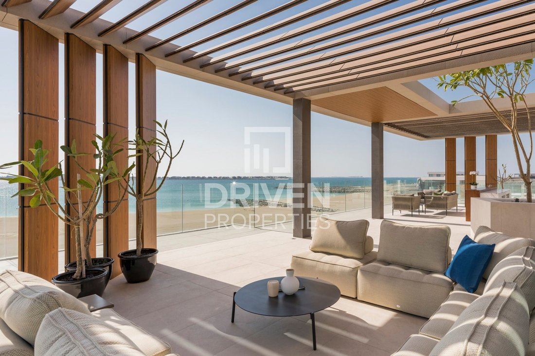Villa in Dubai, Dubai, United Arab Emirates 2 - 15882490