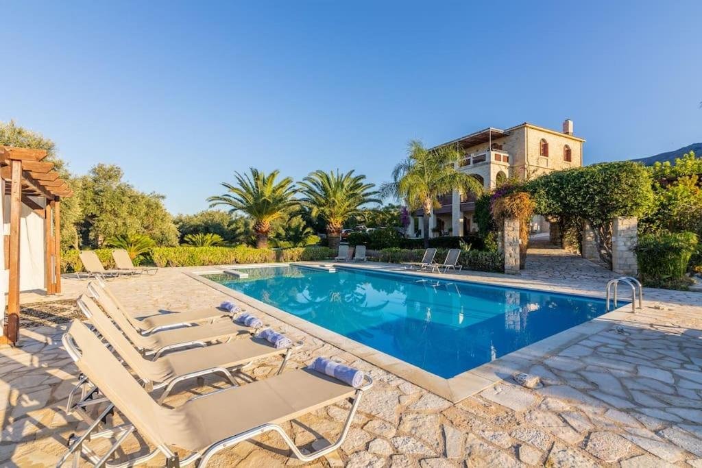 Villa in Apokoronas, Greece 2 - 15885319