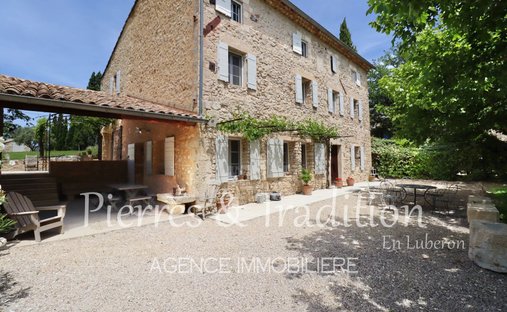 Anwesen in Roussillon, Provence-Alpes-Côte d'Azur, Frankreich 1