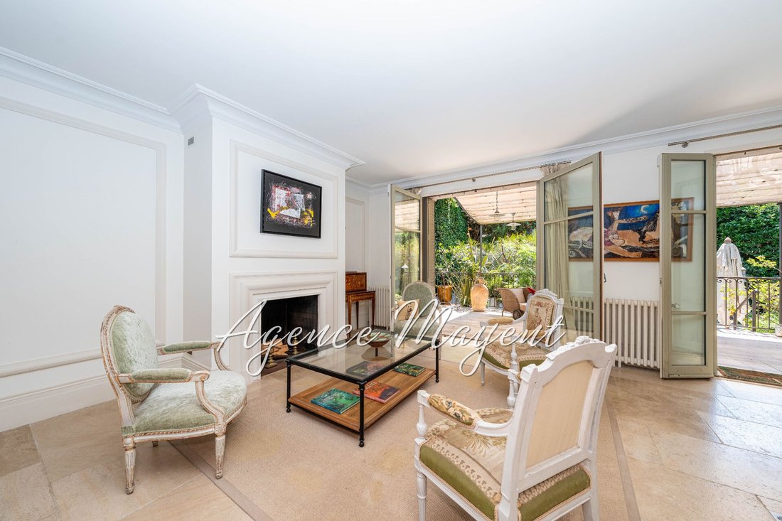 Villa in Cannes, Provence-Alpes-Côte d'Azur, France 5 - 15884404