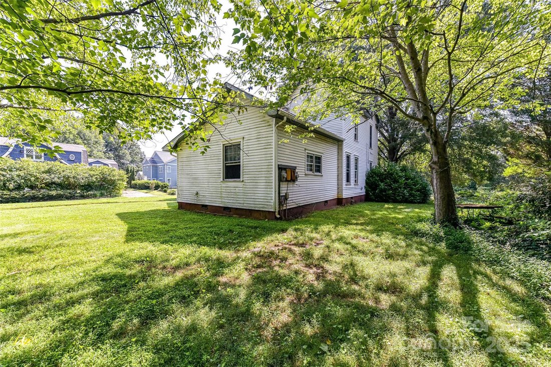 House in Davidson, North Carolina, United States 2 - 15885072