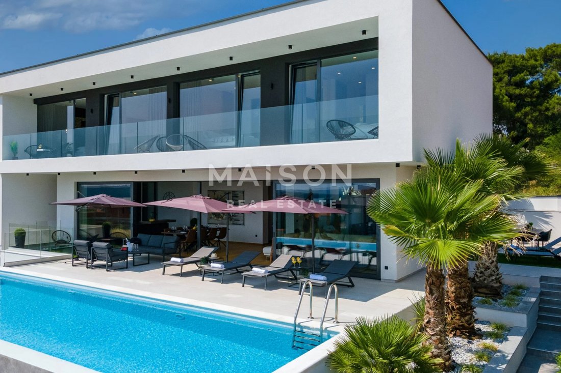 Casa en Medulin, Istria, Croacia 1 - 15882653
