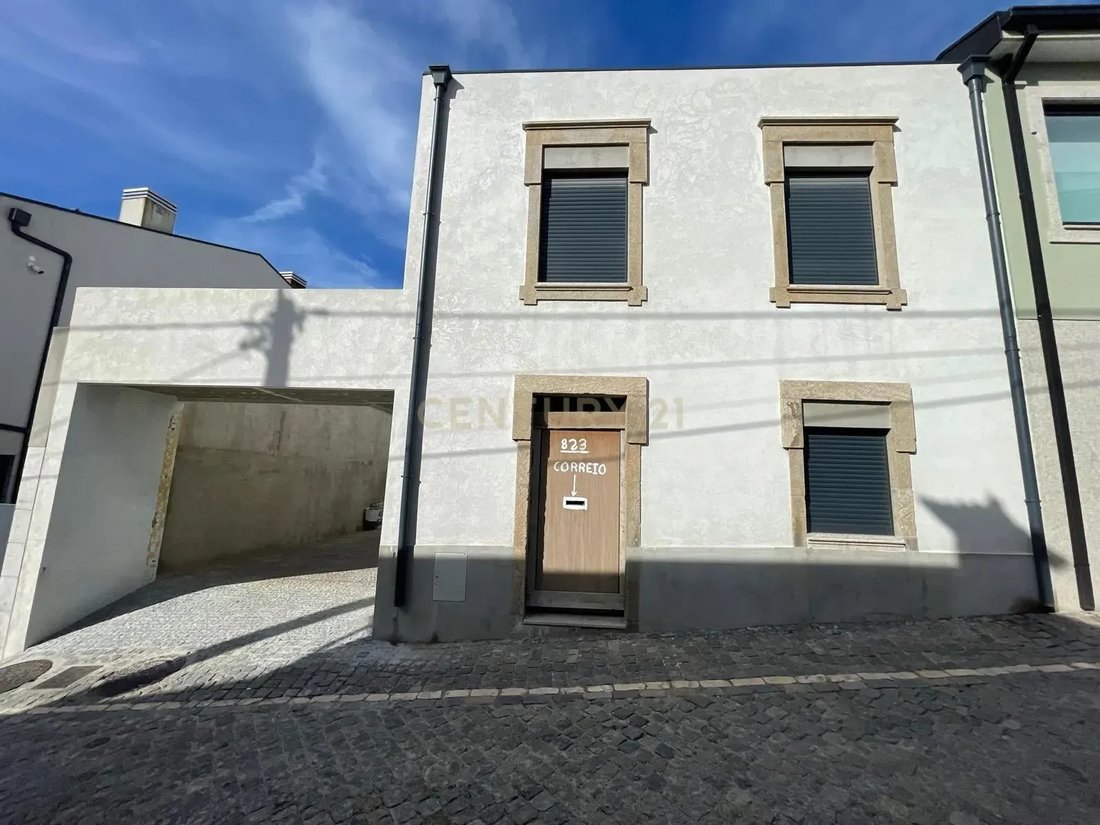 Villa in Custoias, Leca do Balio e Guifoes, Porto District, Portugal 1 - 14929895