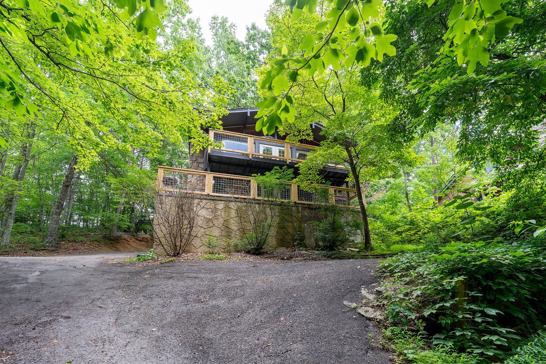 House in Gatlinburg, Tennessee, United States 2 - 15883641