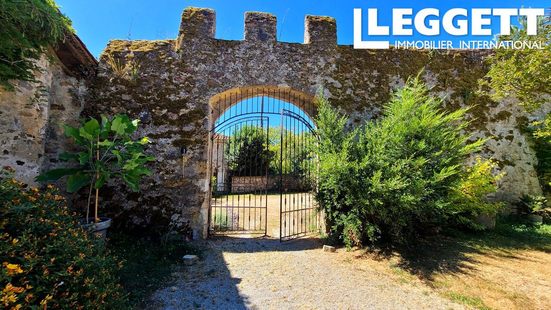 Whispers of the 15th Century: A Noble Retreat Awaits Rebirth in Nouvelle-Aquitaine