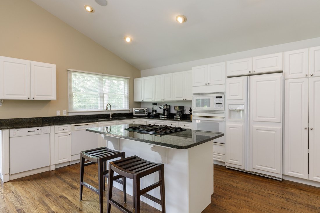 East Hampton, New York, United States 5 - 15878913